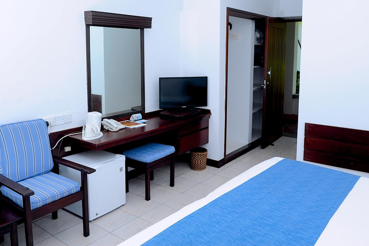 Voyager Beach Resort Mombasa Eksteriør bilde